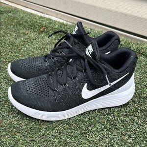 Nike Black and White Athletic Sneakers